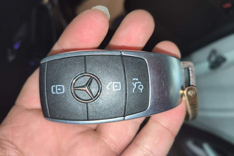 Used Mercedes-Benz A-Class 2021 A 200 L Sport Sedan Fashion Model
