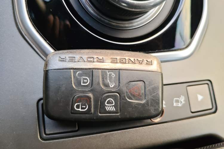 Used Land Rover Range Rover Evoque 2017 2.0T SE Smart Glow Edition
