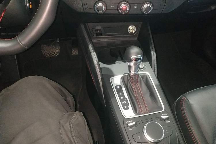 Used Audi Q2L 2022 35 TFSI Progressive Dynamic Edition
