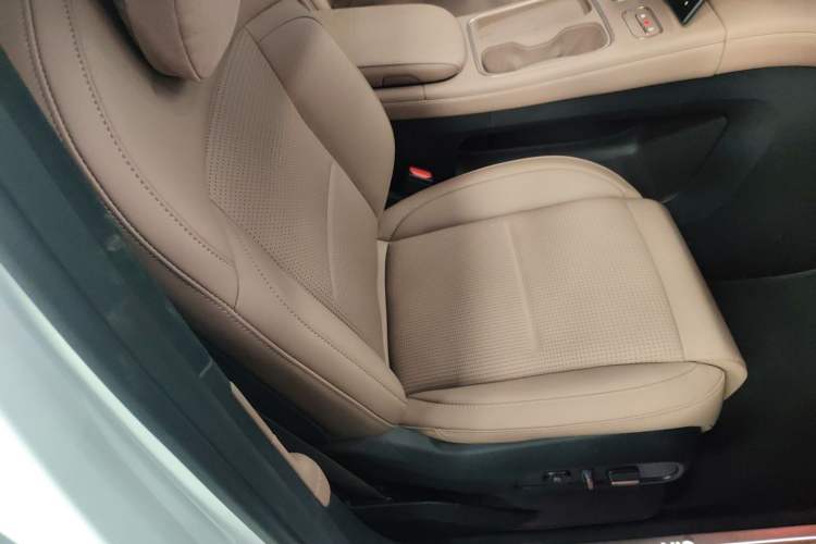 Used Nio ES6 2024 75 kWh
