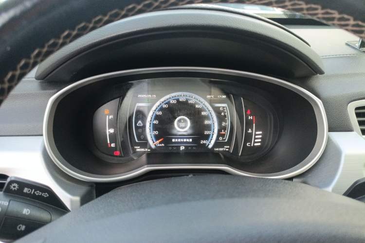 Used Geely Auto Emgrand X7 Sport 2016 1.8TD Automatic ZhiZun Version
