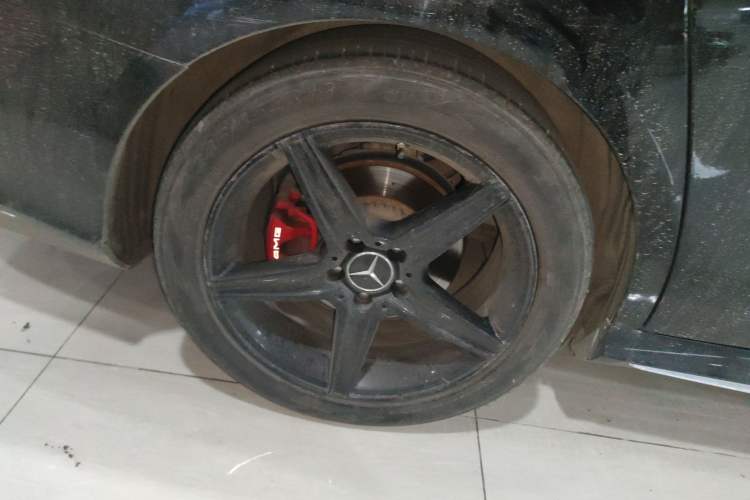 Used Mercedes-Benz E-Class 2020 E 300 L Sporty and Stylish Model
