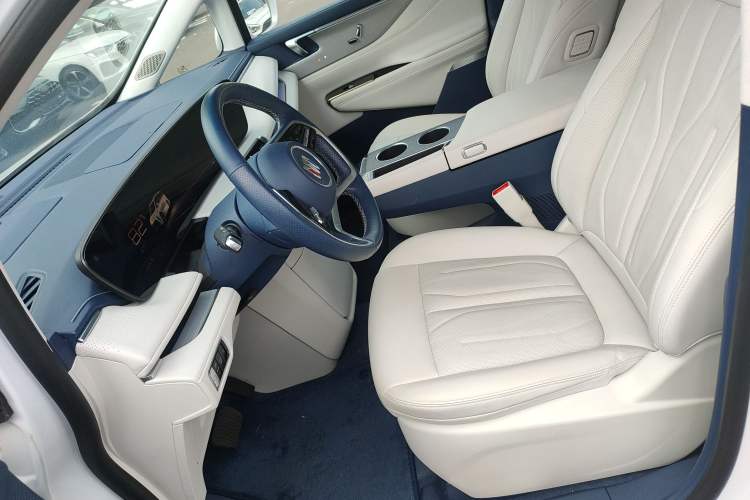 Used Buick GL8 New Energy 2024 Lu Zun Luxury Edition 6-Seater