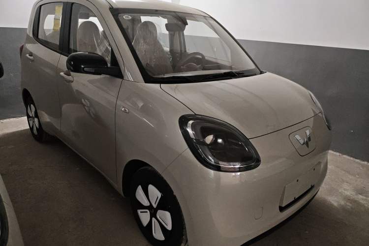 Used Wuling Hongguang MINIEV 2025 Four-Door Version Advanced Edition
