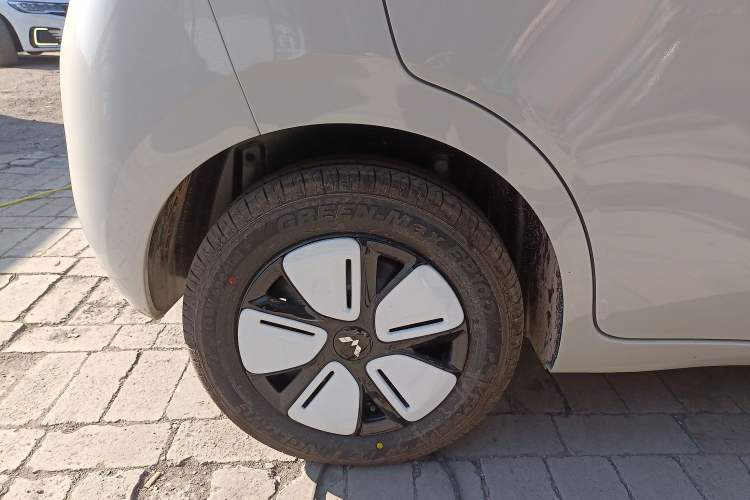 Used Wuling Hongguang MINIEV 2025 Four-Door Version Advanced Edition
