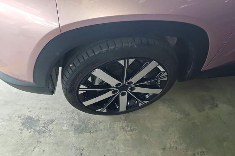 Used Geely Auto icon 2023 1.5TD Chocolate Smoothie Edition
