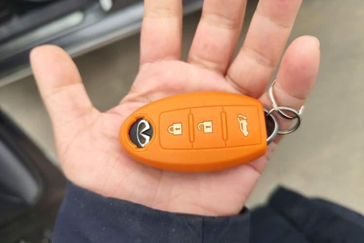 Used Infiniti Q50L 2018 2.0T Comfort Edition China VI Standard