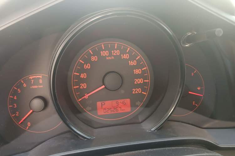 Used Honda Fit 2018 1.5L CVT Comfort Sunroof Version