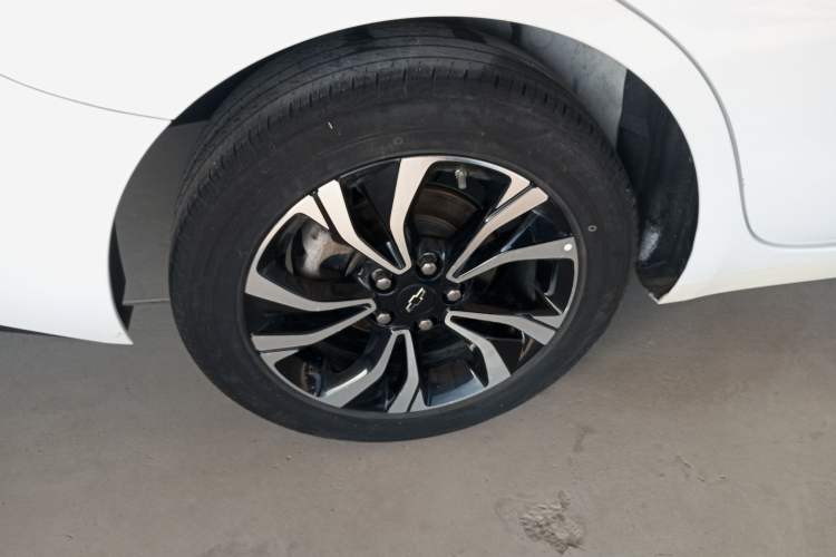 Used Chevrolet Monza 2020 Light Hybrid RS 330T Automatic Comfort Edition
