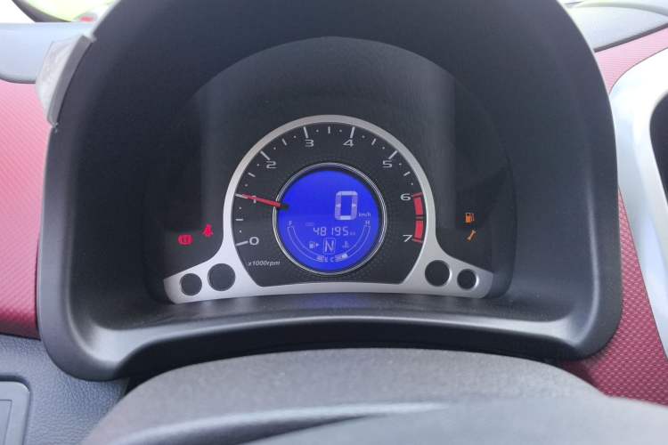 Used Changan Benni 2014 1.4L IMT Luxury Model with Sunroof
