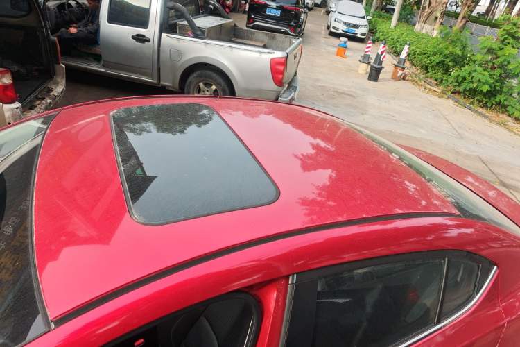 Used Mazda Mazda 3 Axela 2016 Sedan 1.5L Automatic Luxury Model
