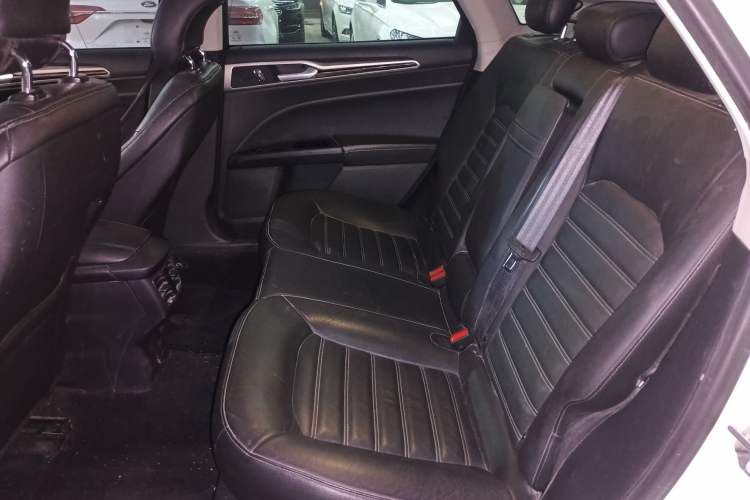 Used Ford Mondeo 2013 2.0L GTDi 200 Fashion Edition
