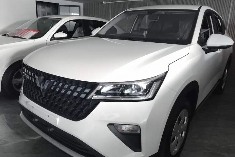 Used Wuling Alvez 2022 1.5L Manual Free-Style Model