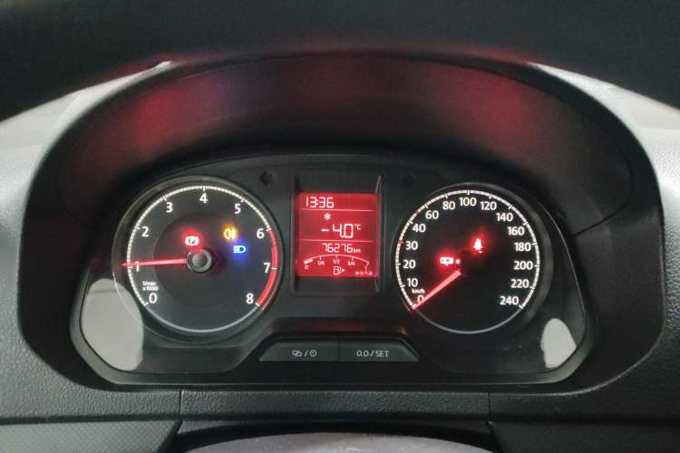 Used Volkswagen Jetta 2017 1.5L Manual Fashion Edition
