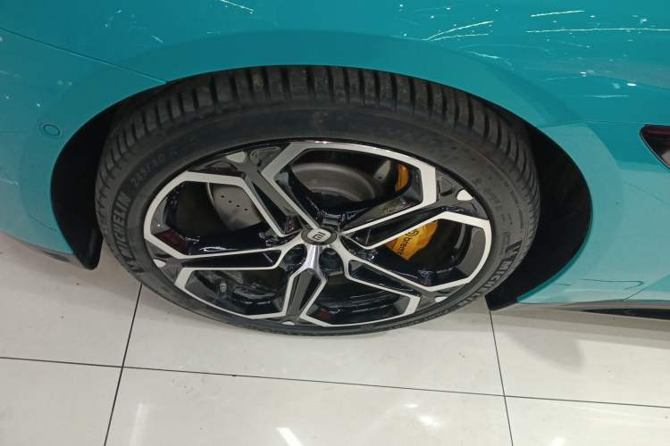 Used  SU7 2024 Four-Wheel Drive Ultra-Long Range Advanced Intelligent Driving Max Edition