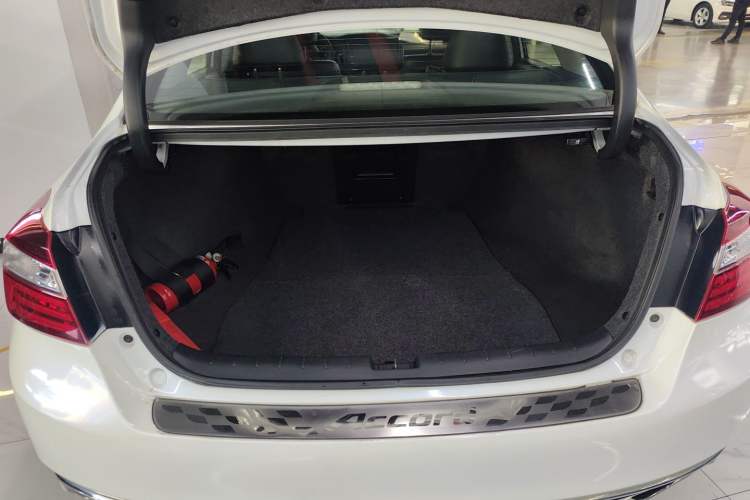 Used Honda Accord 2016 2.0L Elite Edition
