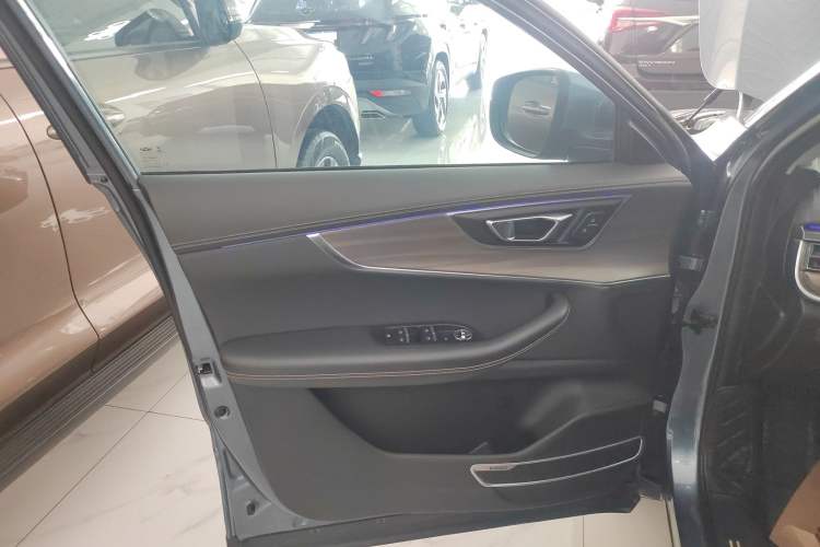 Used Chery Tiggo 8 2020 290TGDI Automatic Luxury Edition Big Six-Seater
