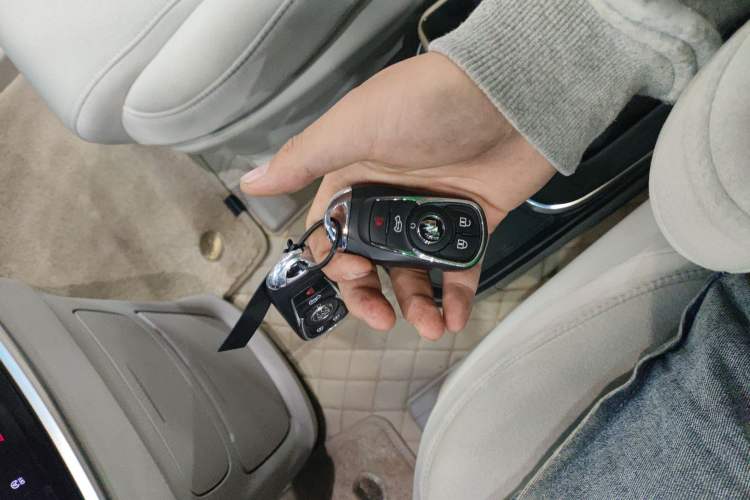 Used Buick GL8 2023 ES Lu Zun Comfort Model