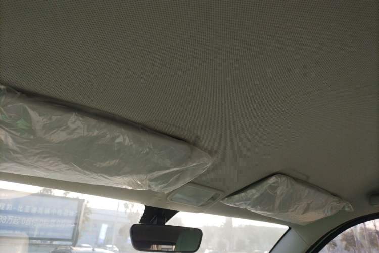 Used Wuling Hongguang MINIEV 2022 Macaron Premium Model – Lithium Iron Phosphate
