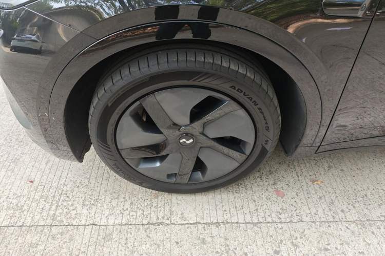 Used ONVO L60 2024 60 kWh All-Wheel Drive
