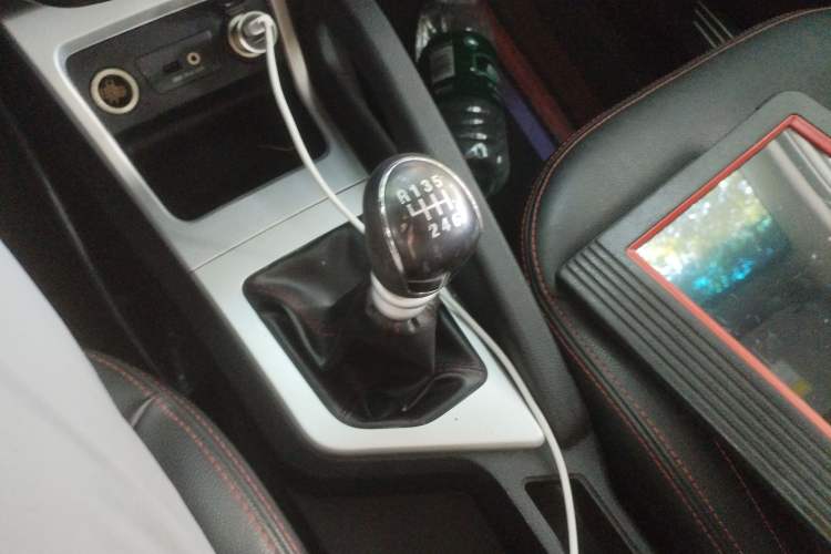 Used  Refine S3 2016 1.5L Manual Luxury Smart Version
