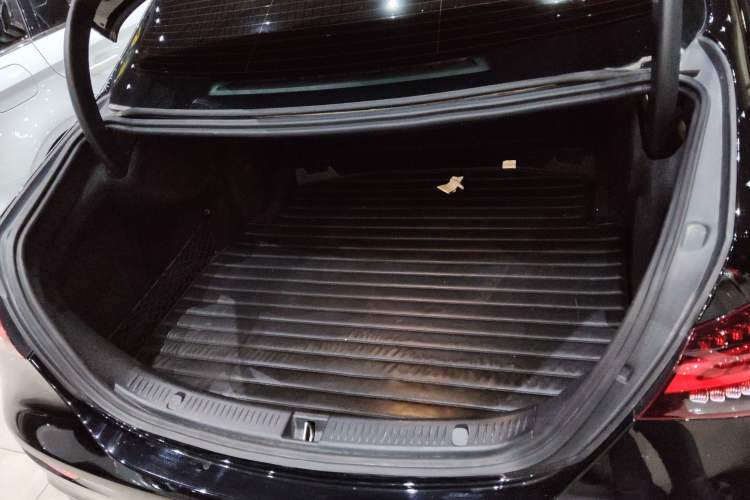 Used Mercedes-Benz E-Class 2021 Restyled E 300 L Sport Luxury Edition
