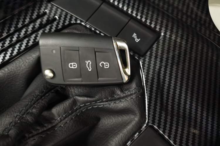 Used Volkswagen Tayron X 2023 330TSI Two-Wheel-Drive Prestige High-Energy Version