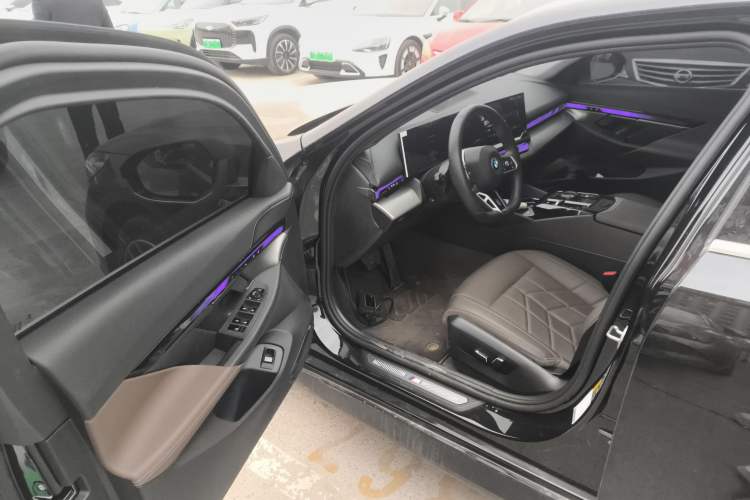 Used BMW i5 2024 eDrive 35L M Sport Package