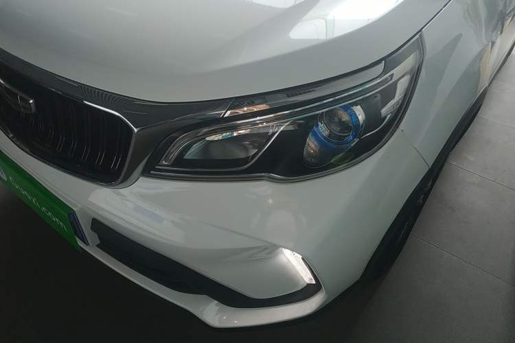 Used Geely Auto Vision X3 2021 PRO 1.5L CVT Deluxe Model
