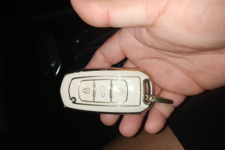 Used Geely Auto Vision X3 2021 PRO 1.5L CVT Deluxe Model
