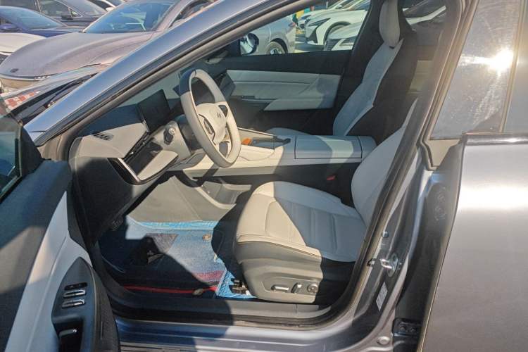 Used  eπ007 2024 620 Pro Version
