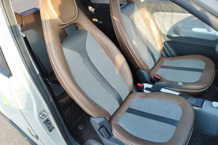 Used Wuling Hongguang MINIEV 2022 GAMEBOY 300km Enthusiast Model with Lithium Iron Phosphate