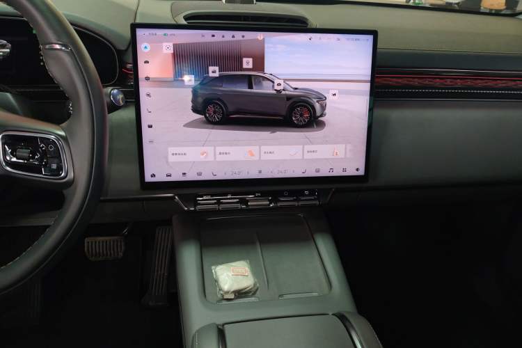 Used Zeekr 7X 2025 100 kWh Long-Range Rear-Wheel Drive with Intelligent Driving Features