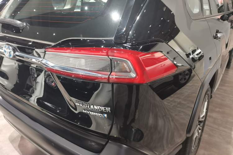 Used Toyota Wildlander 2023 Dual-Motor 2.5L E-CVT Four-Wheel Drive Prestige Edition
