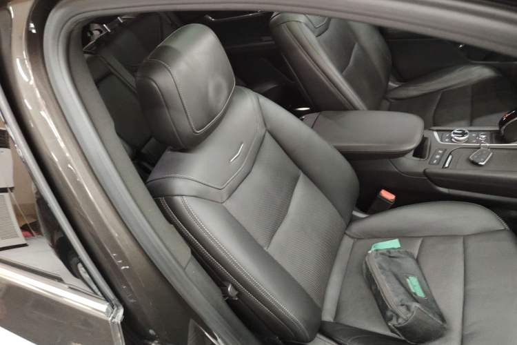 Used Cadillac XT6 2021 2.0T 7-Seater Four-Wheel Drive Luxury Version