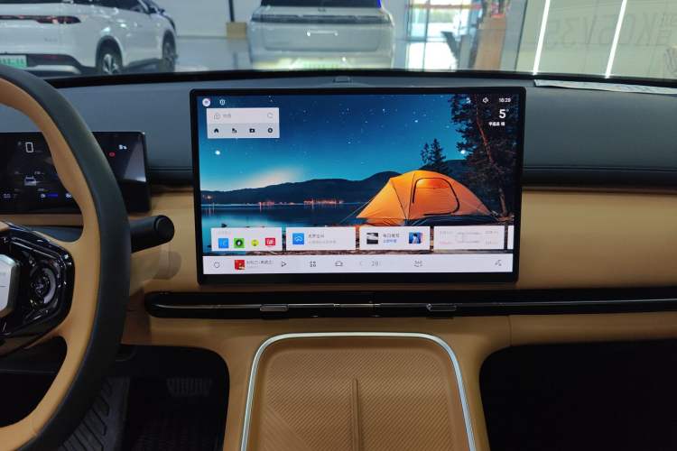 Used  Galaxy Xingjian 7 EM-i 2025 55 km Launch Edition
