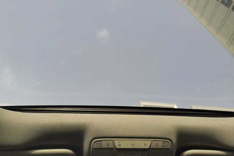 Used Mercedes-Benz E-Class New Energy 2021 E 350 e L Plug-in Hybrid Sedan