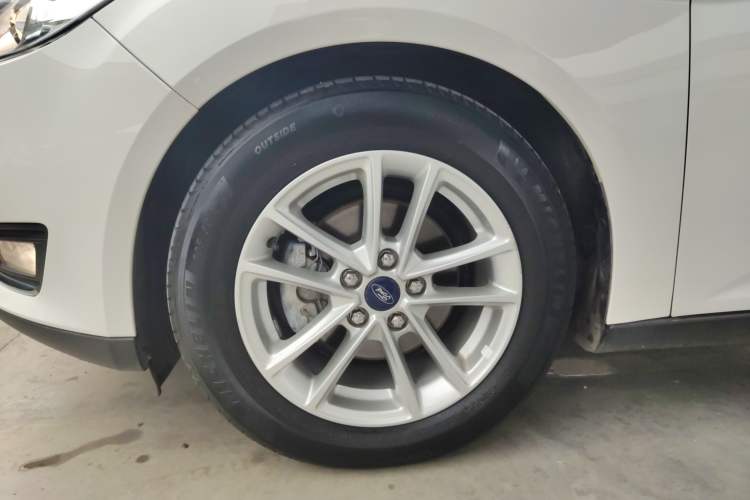 Used Ford Focus 2018 Hatchback Classic EcoBoost 180 Automatic Elite Model