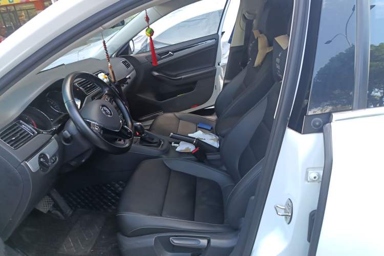 Used Volkswagen Sagitar 2018 280TSI DSG Comfort Model
