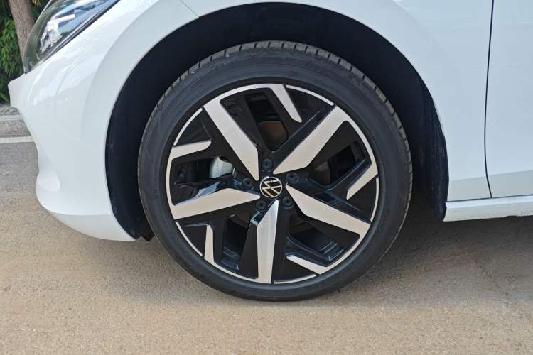 Used Volkswagen Lamando 2024 Lavida L 280TSI DSG Cool & Spicy Edition
