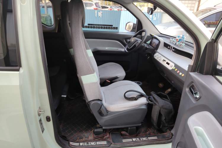 Used Wuling Hongguang MINIEV 2021 Macaron Fashion Model Lithium Iron Phosphate