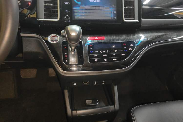 Used Honda Elysion 2019 2.0L Hybrid Luxury Edition