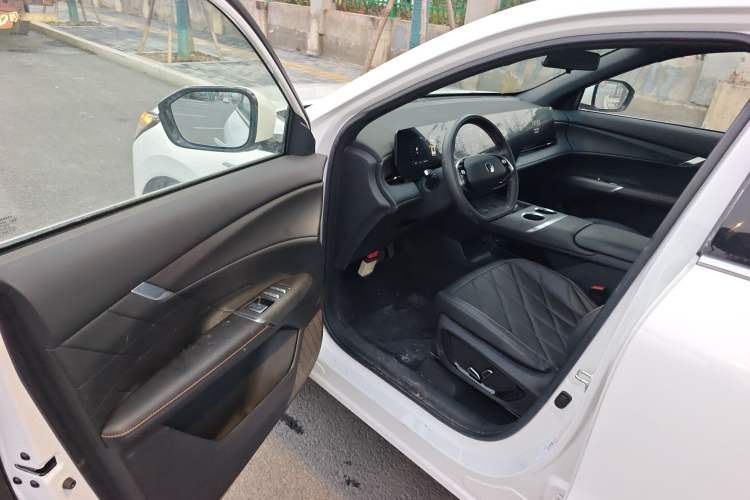 Used Changan CS75 PLUS 2025 4th Generation UItra 2.0T New Blue Whale – Smart & Powerful Version