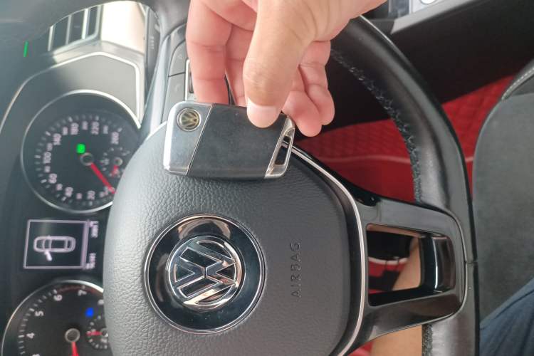 Used Volkswagen FAW-Volkswagen CC 2019 330TSI Huayan Edition China VI
