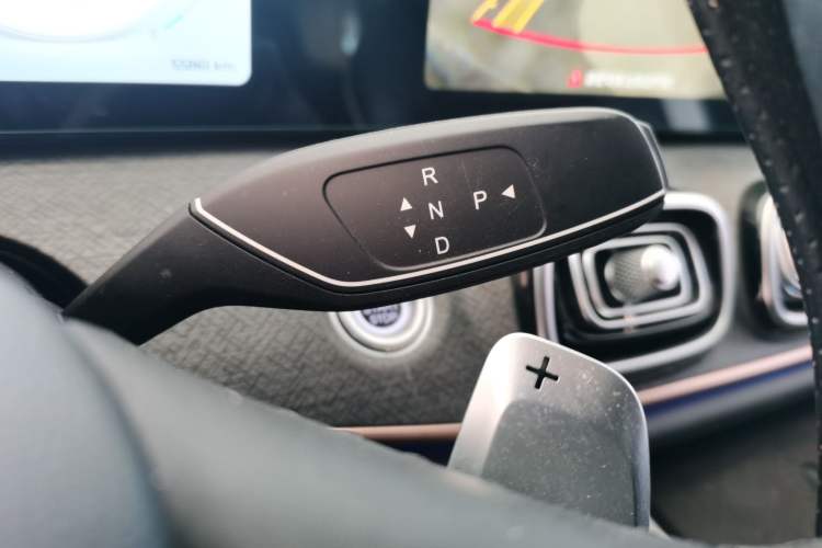 Used Chery Tiggo 9 2023 2.0T Dual-Clutch Two-Wheel Drive Luxury Edition 5 Seats