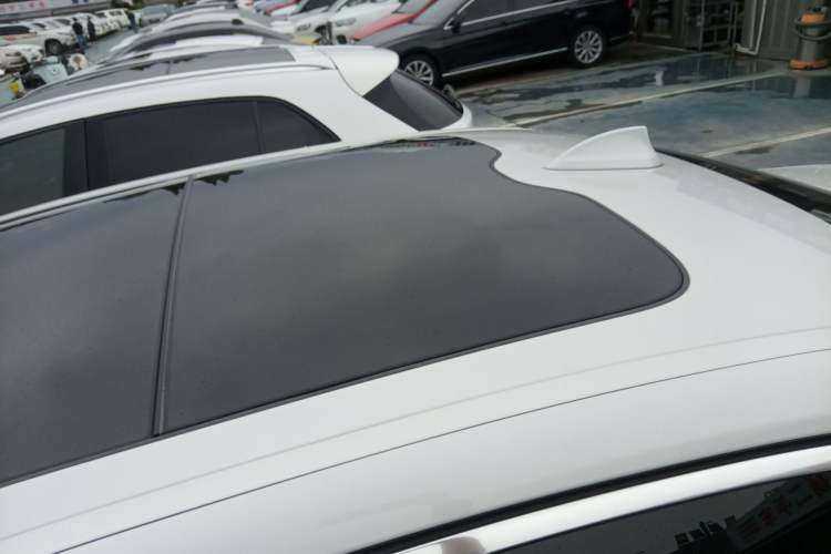 Used BMW 5 Series New Energy 2020 Mileage Upgrade Version 530Le Luxury Package
