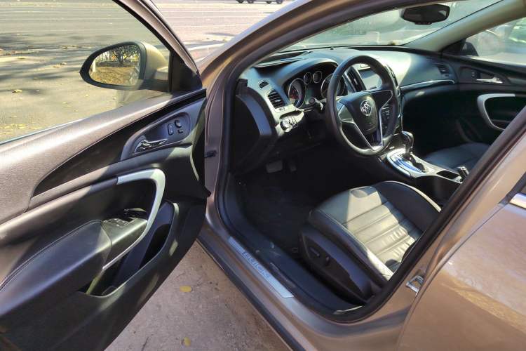 Used Buick Regal 2014 1.6T Fashionable Tech Edition
