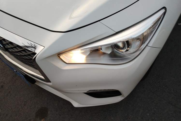 Used Infiniti Q50L 2018 2.0T Comfort Edition China VI Standard
