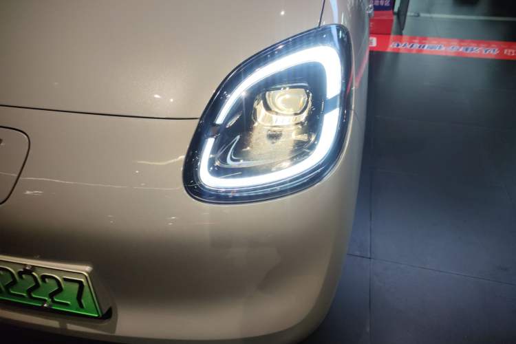 Used Wuling Hongguang MINIEV 2025 Four-Door Version Advanced Edition
