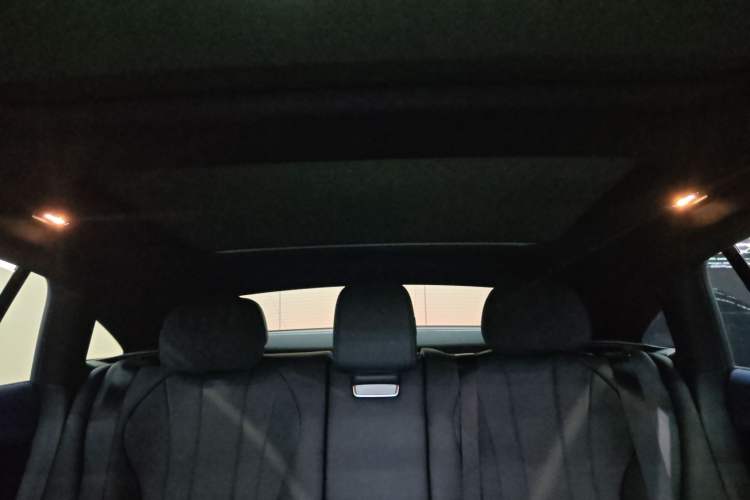 Used Mercedes-Benz EQE 2025 500 4MATIC Pioneer Edition
